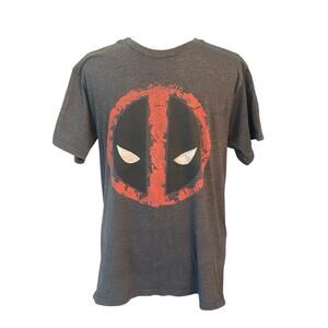 Deadpool Marvel Men's Medium Gray T-Shirt - Distressed‎ Red White Black Eye Logo
